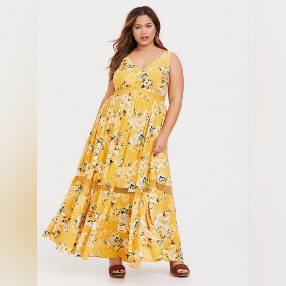 Torrid yellow button-down maxi dress in size 00 (us 10)